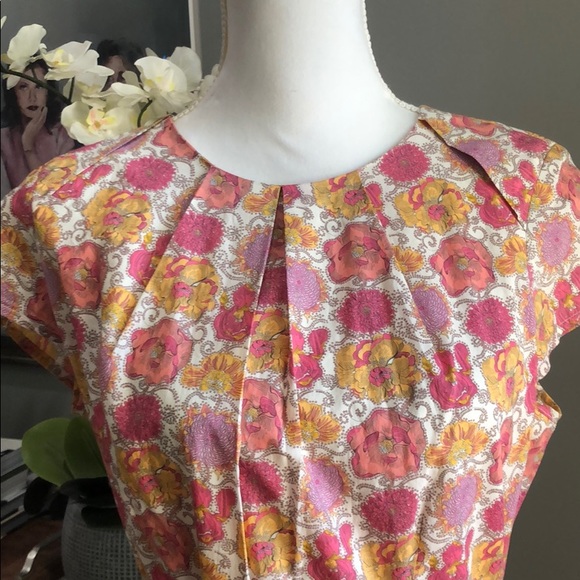 (Sold) Brooks Brothers Liberty Art Fit & Flare Dre - Picture 4 of 10